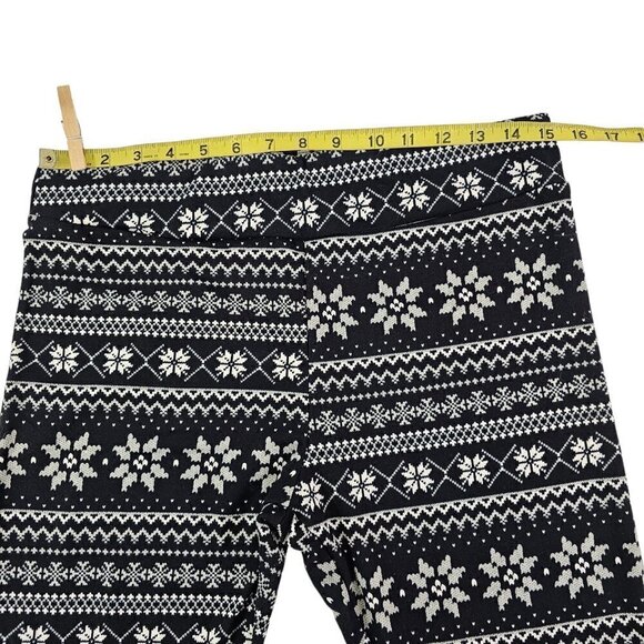 Time and Tru Women’s Soft High Rise Fitted Fair Isle Christmas Leggings - Picture 13 of 16